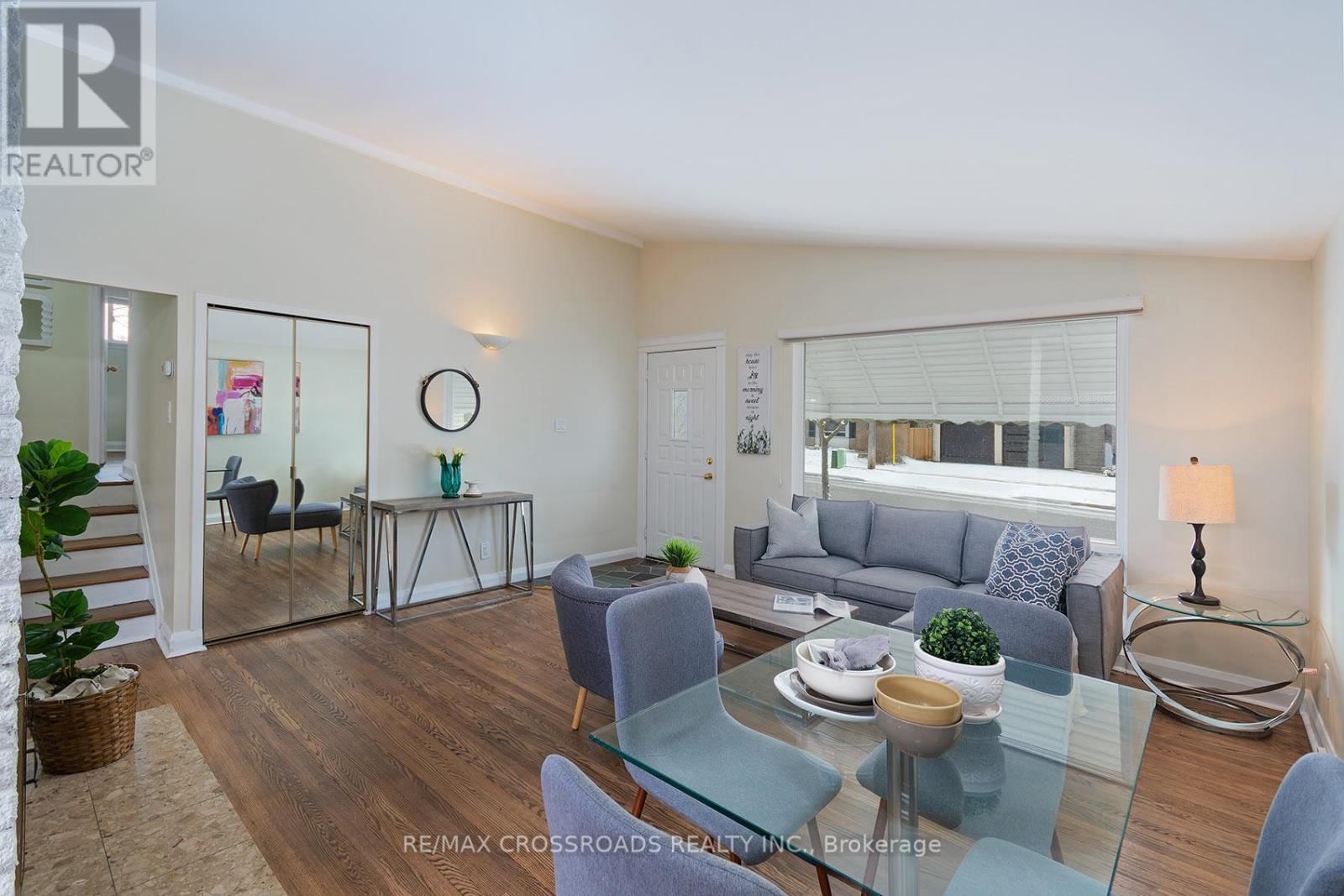 42 BENLEIGH DRIVE Image 8