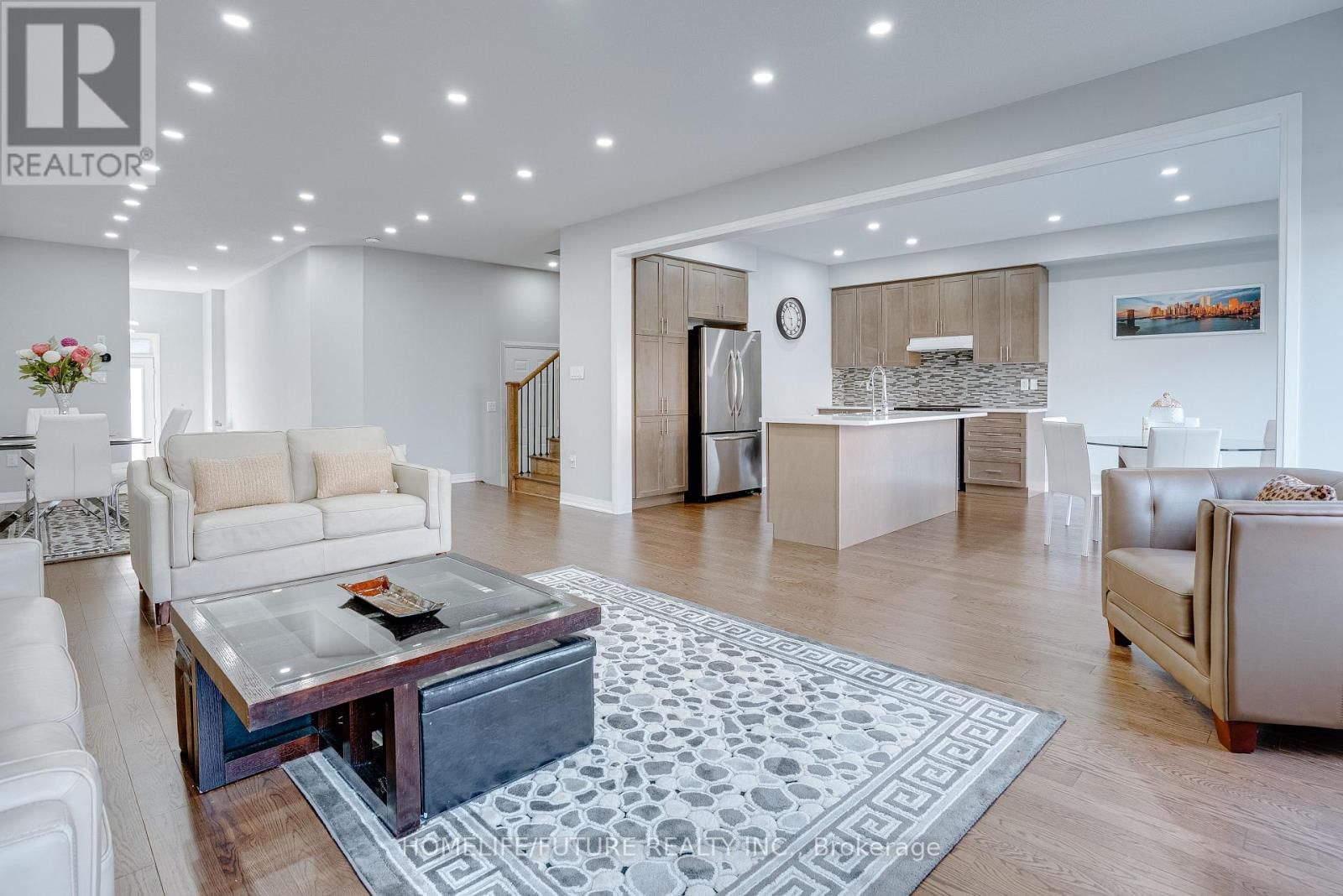 47 CLIPPER LANE Image 12