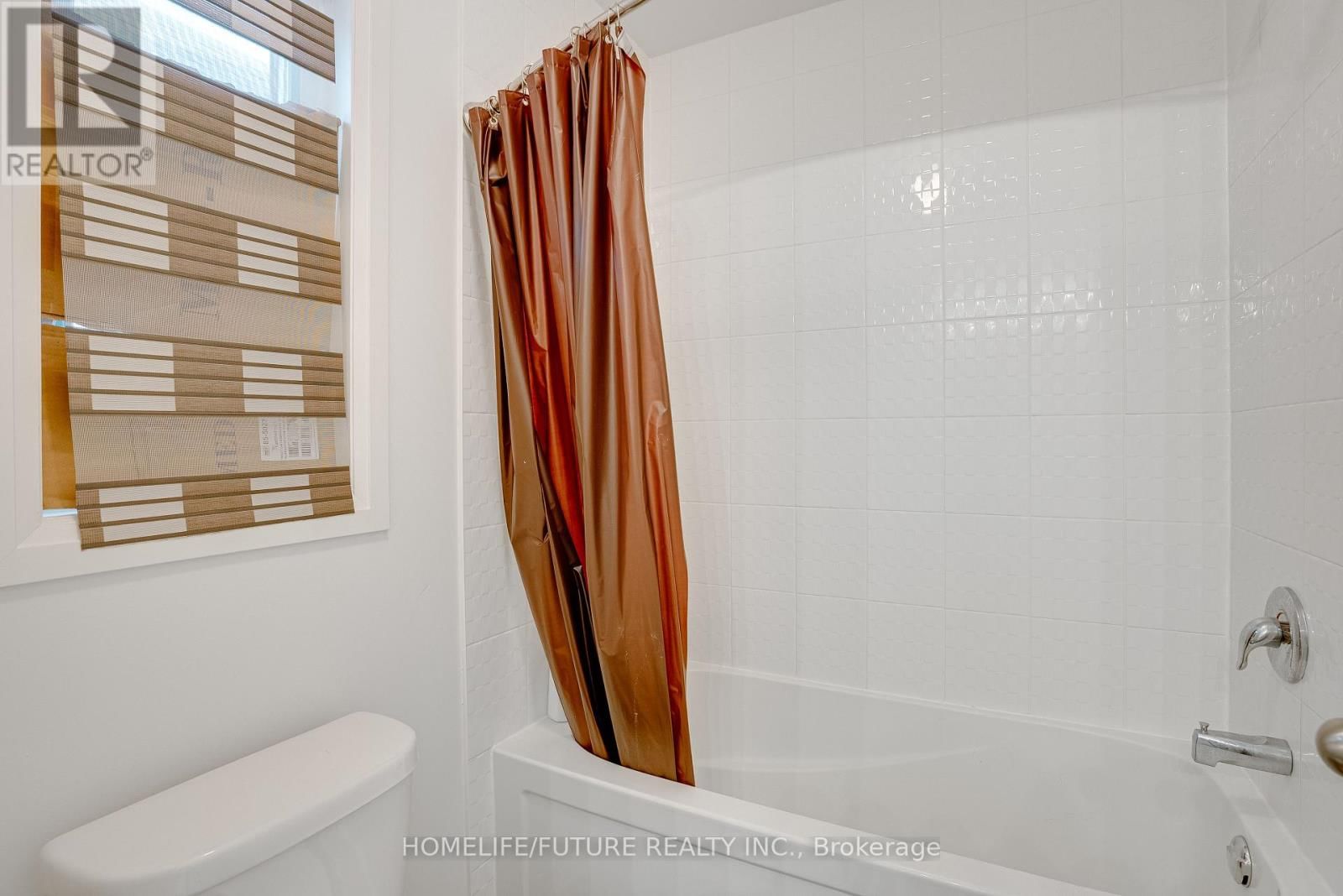 47 CLIPPER LANE Image 23