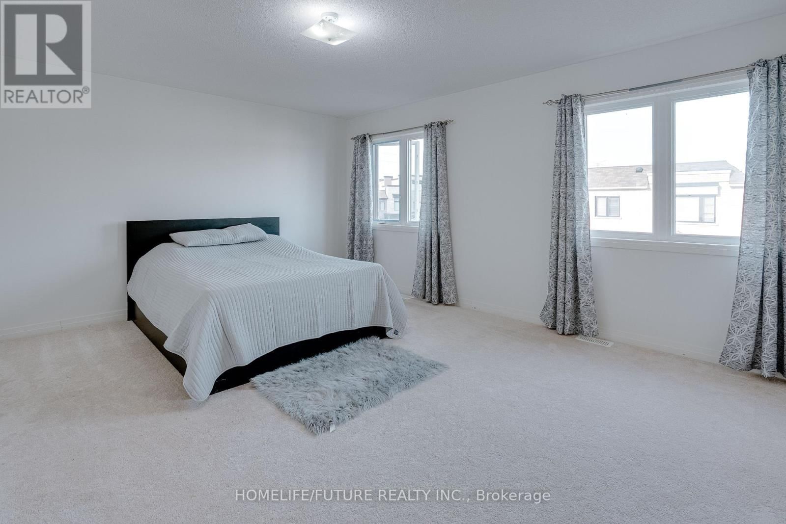 47 CLIPPER LANE Image 26