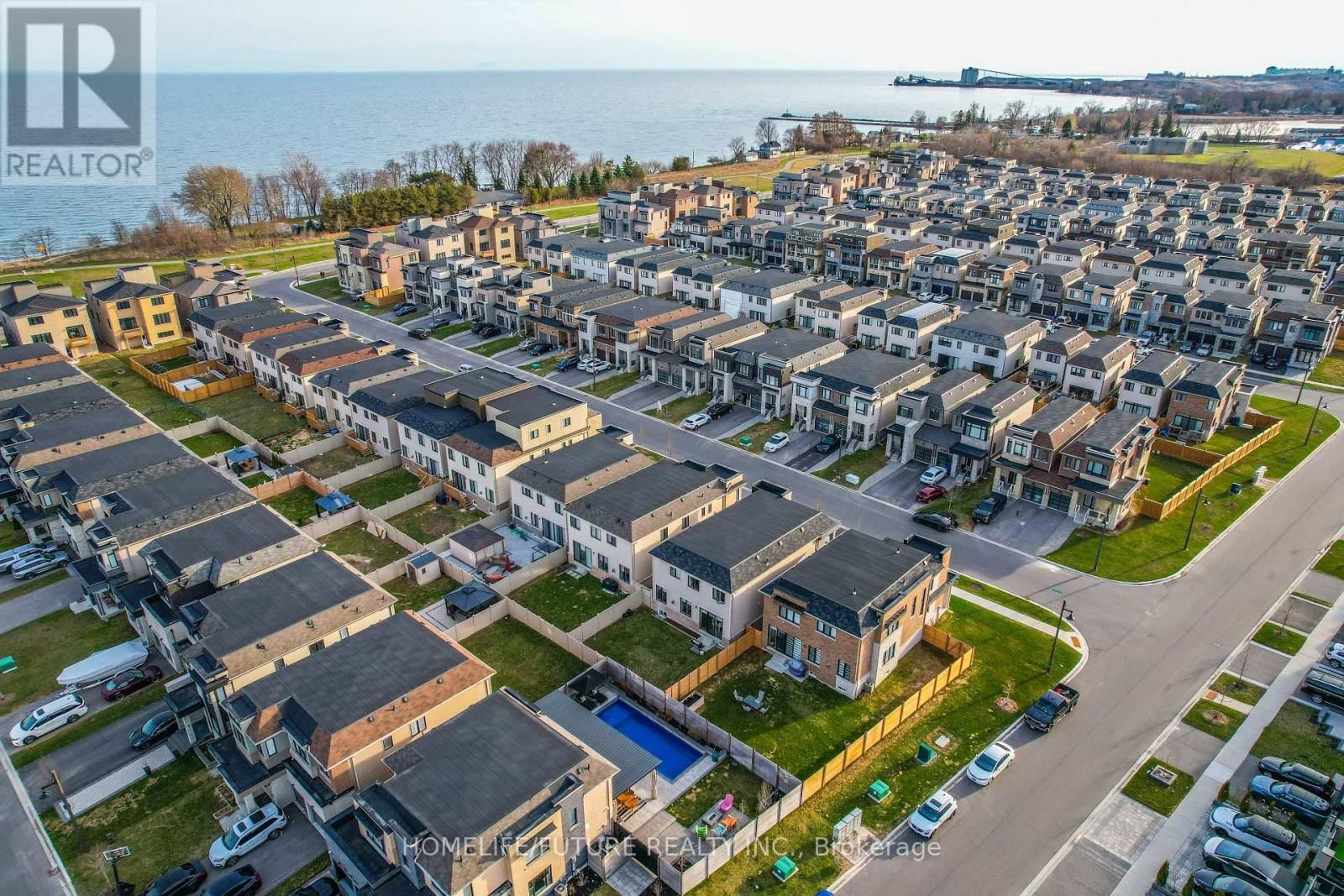 47 CLIPPER LANE Image 4