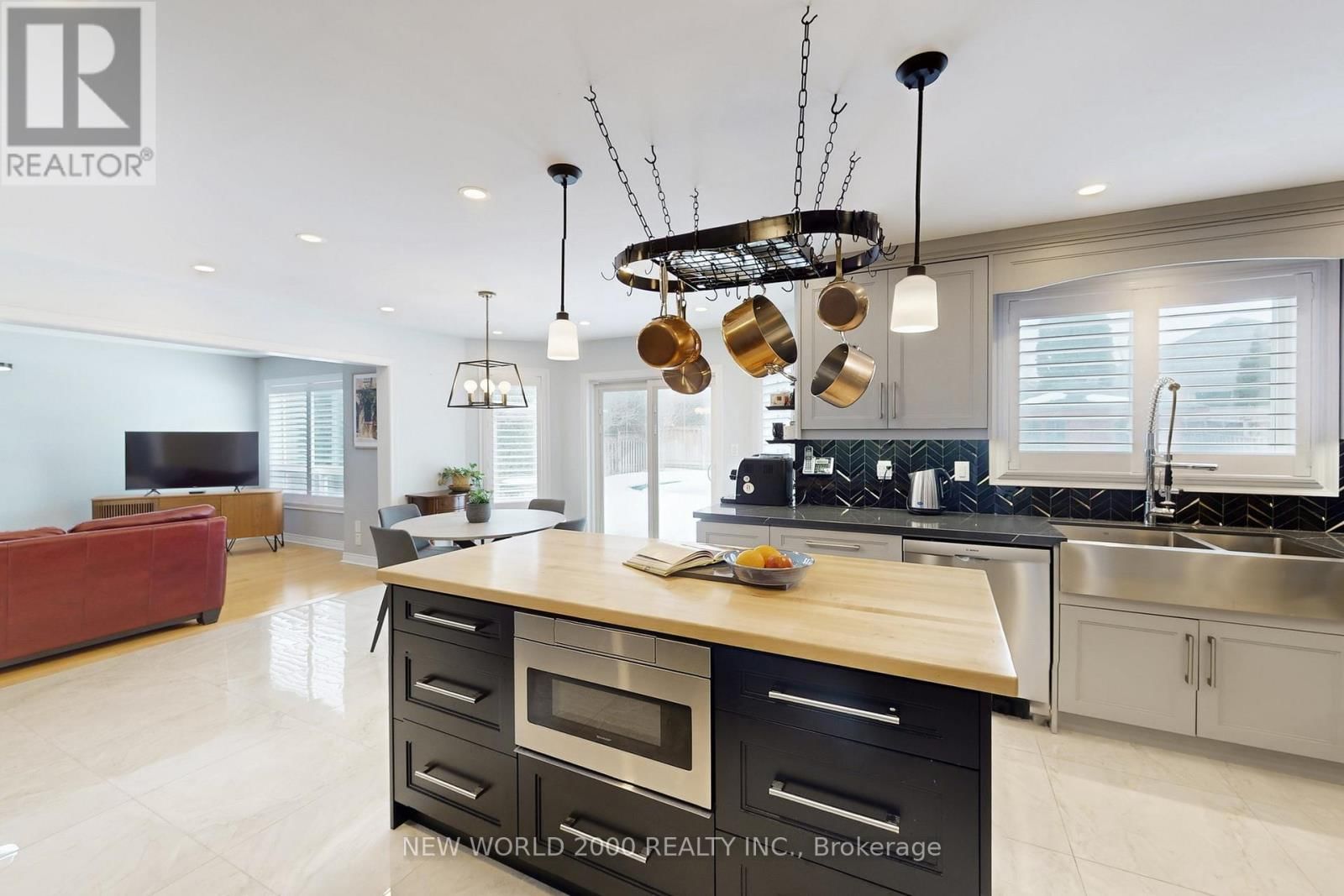 7 FINNEGAN PLACE Image 15