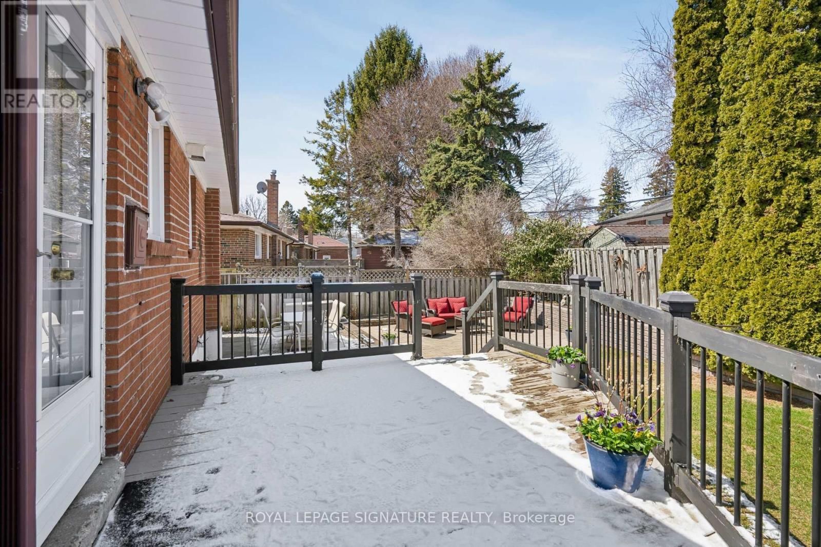 90 WOODGARDEN CRESCENT Image 39