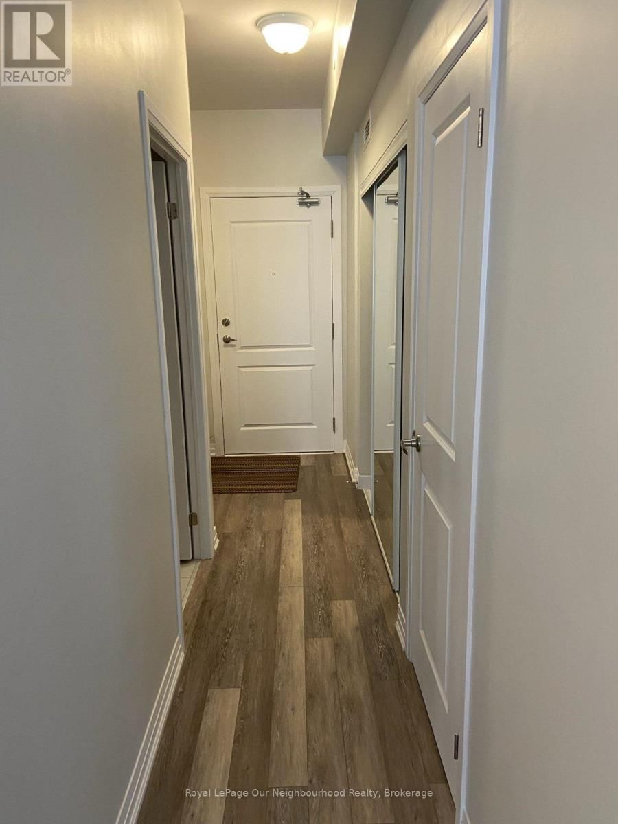 210 - 65 SHIPWAY AVENUE Image 6