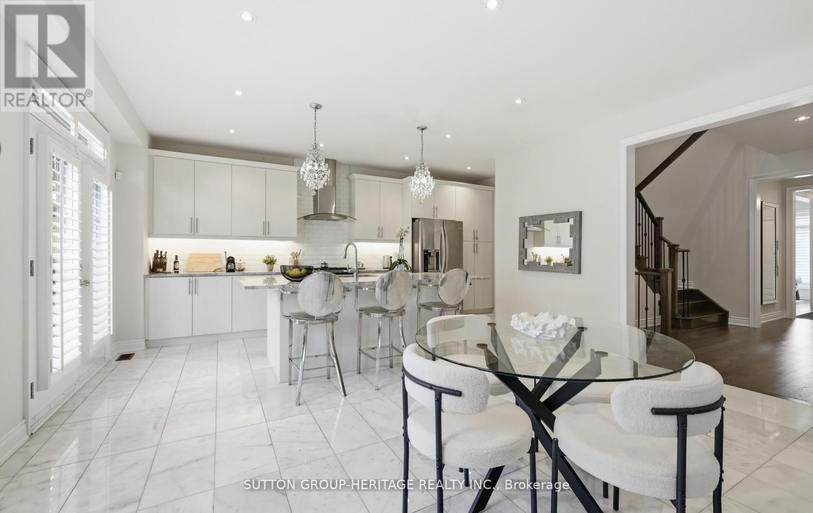 522 CLIFFVIEW ROAD Image 12