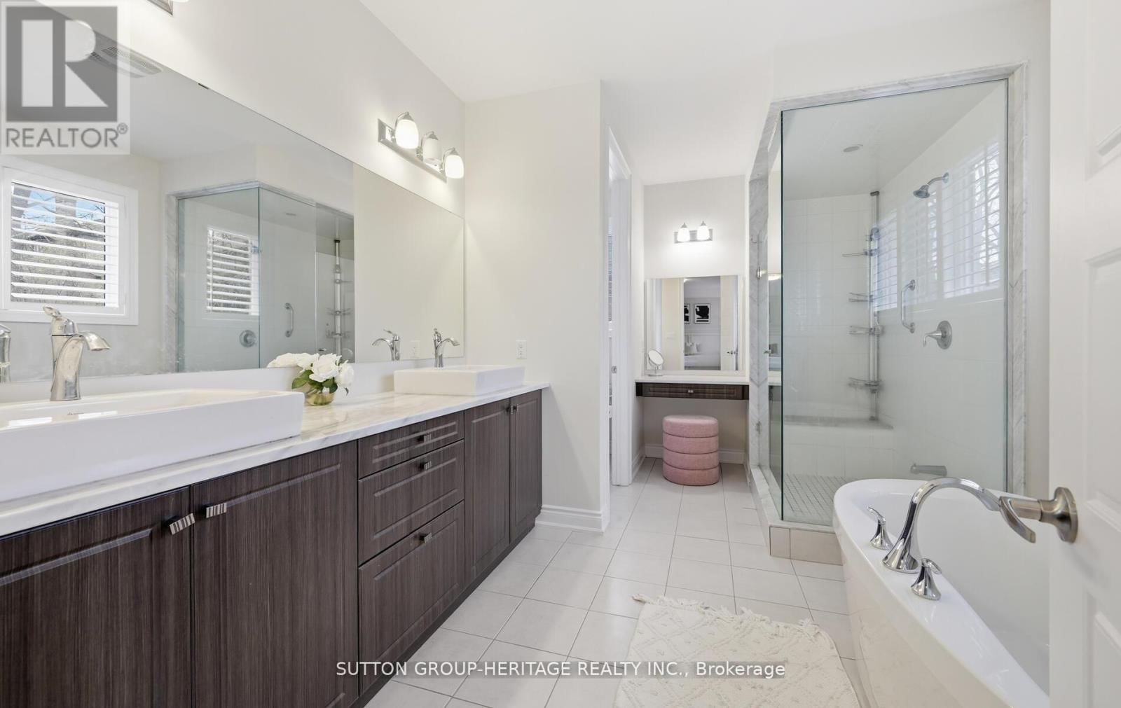 522 CLIFFVIEW ROAD Image 36