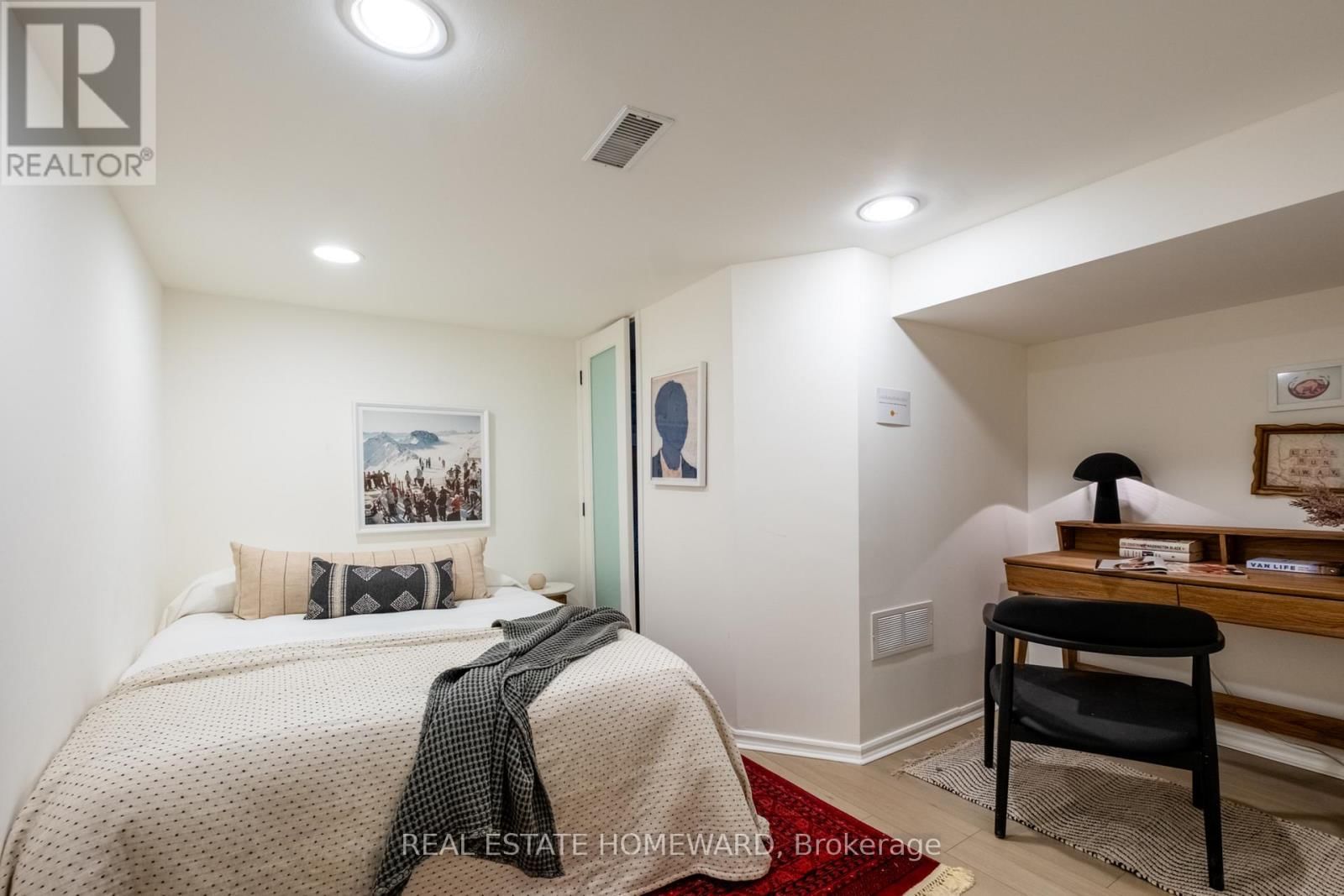 52 BALFOUR AVENUE Image 28