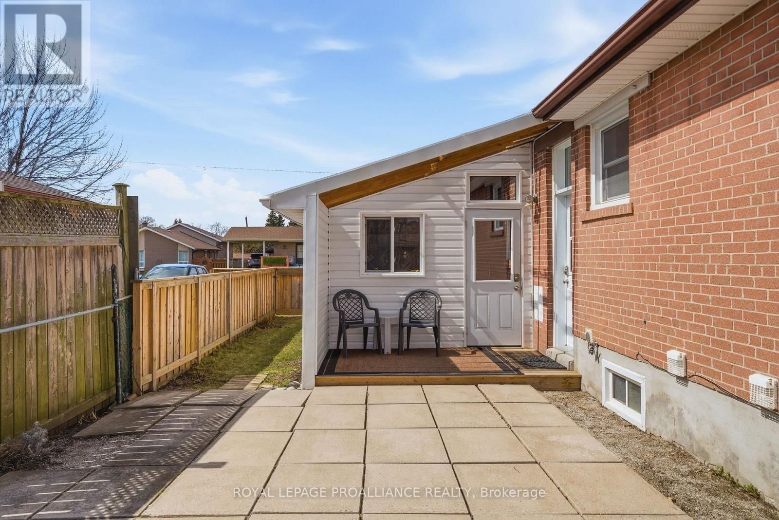 903 NAROCH BOULEVARD Image 41