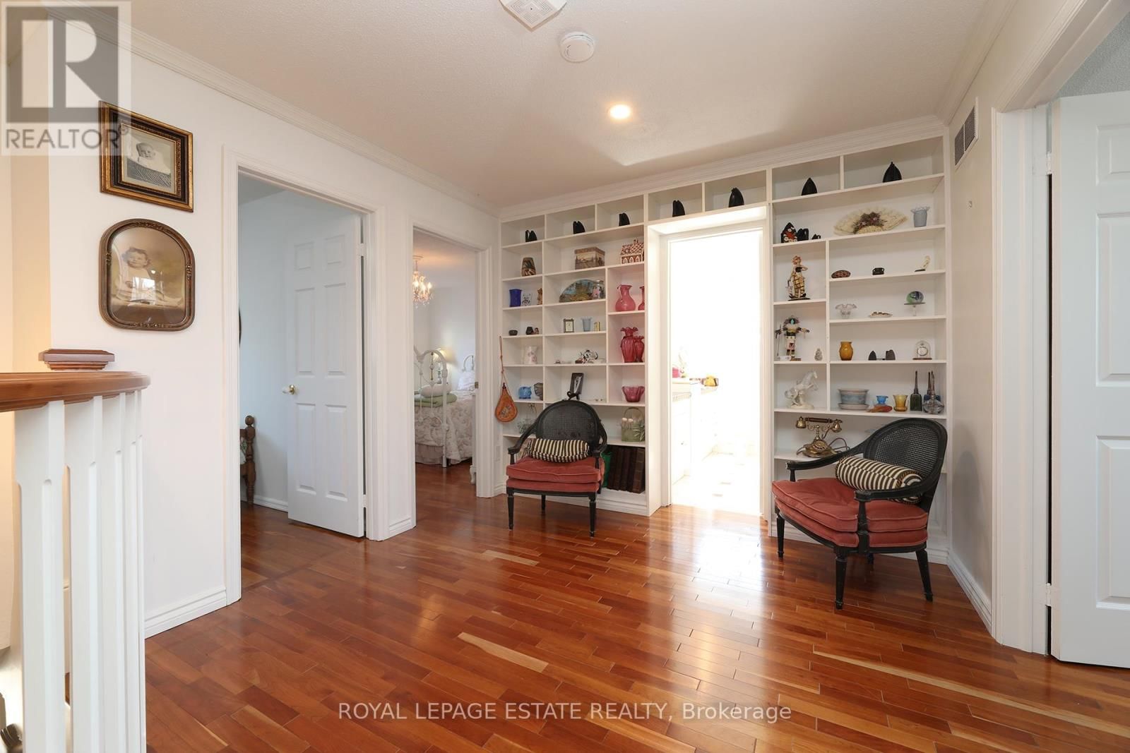 898 BEAUFORT COURT Image 19