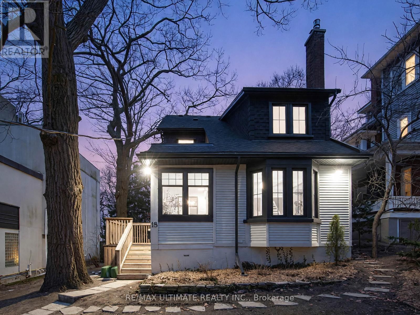 18 BLANTYRE AVENUE Image 44