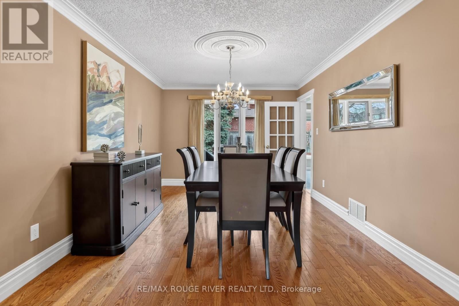 60 EMMETT PLACE Image 9