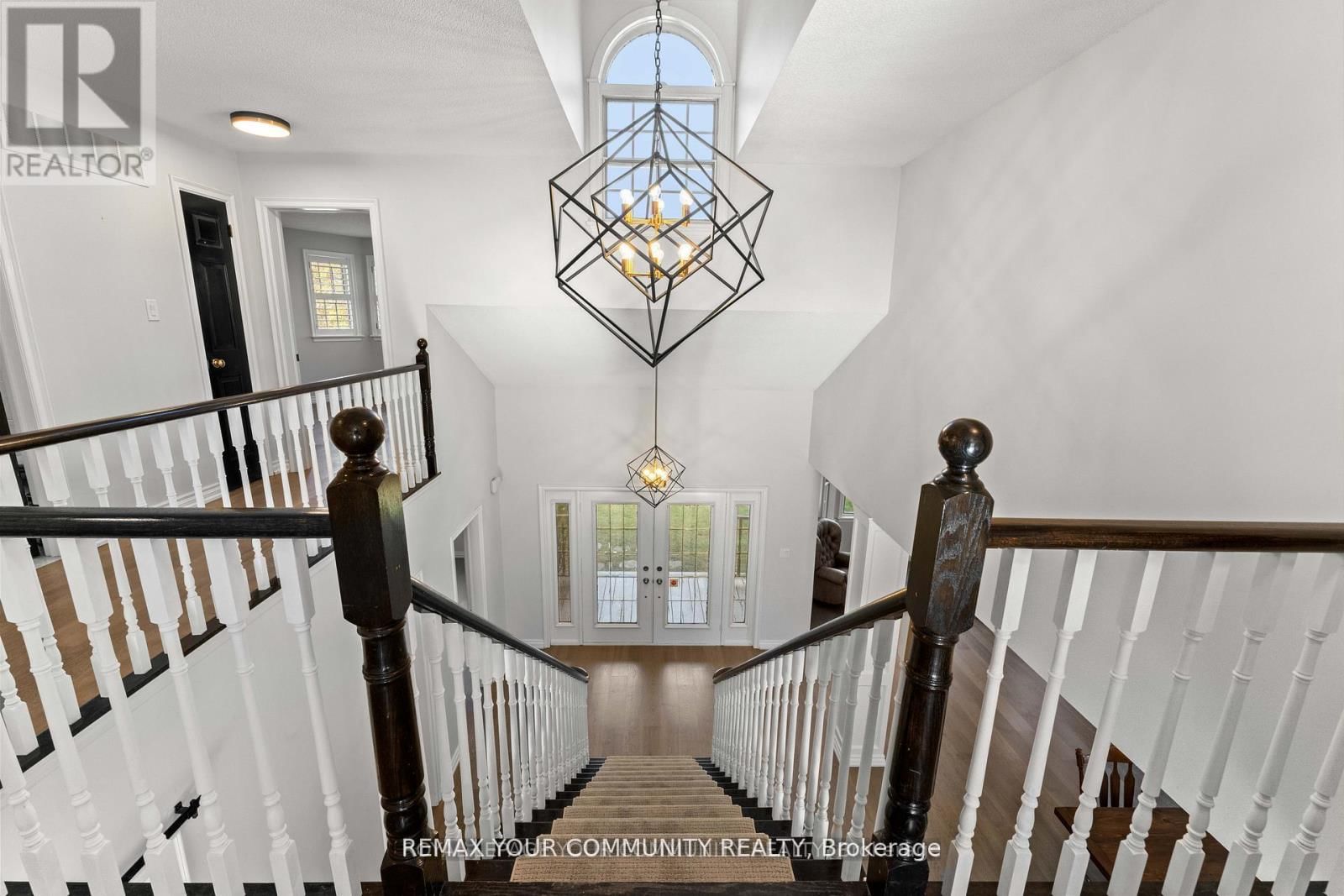 1645 ACORN LANE Image 17