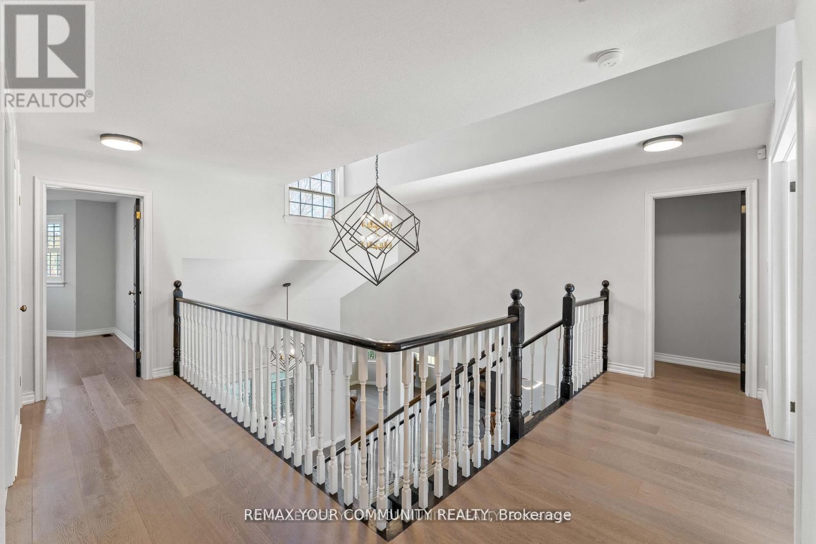 1645 ACORN LANE Image 18