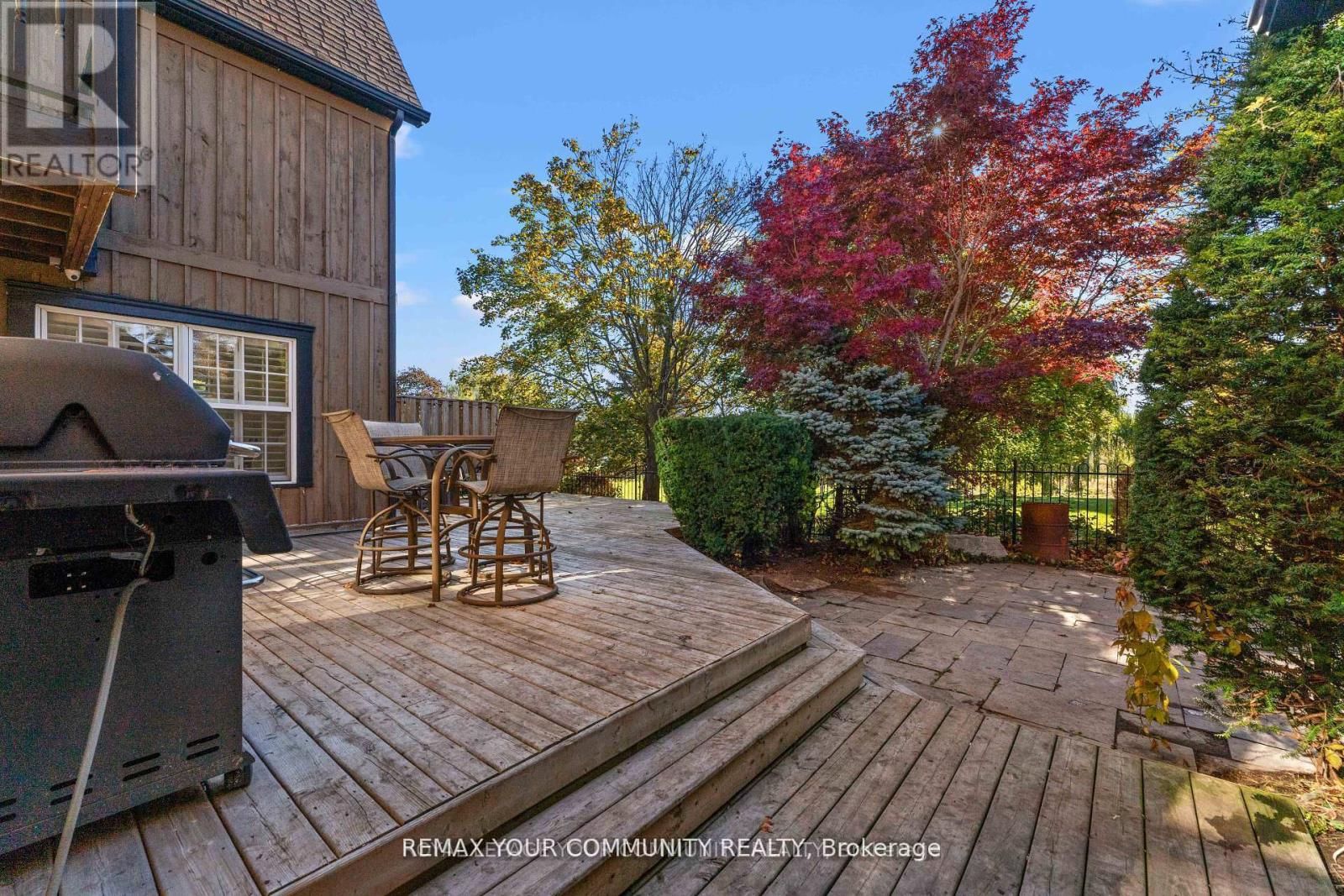 1645 ACORN LANE Image 38