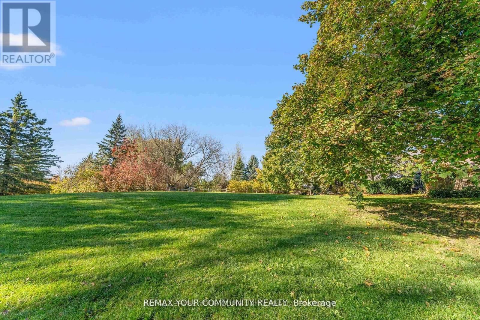 1645 ACORN LANE Image 43