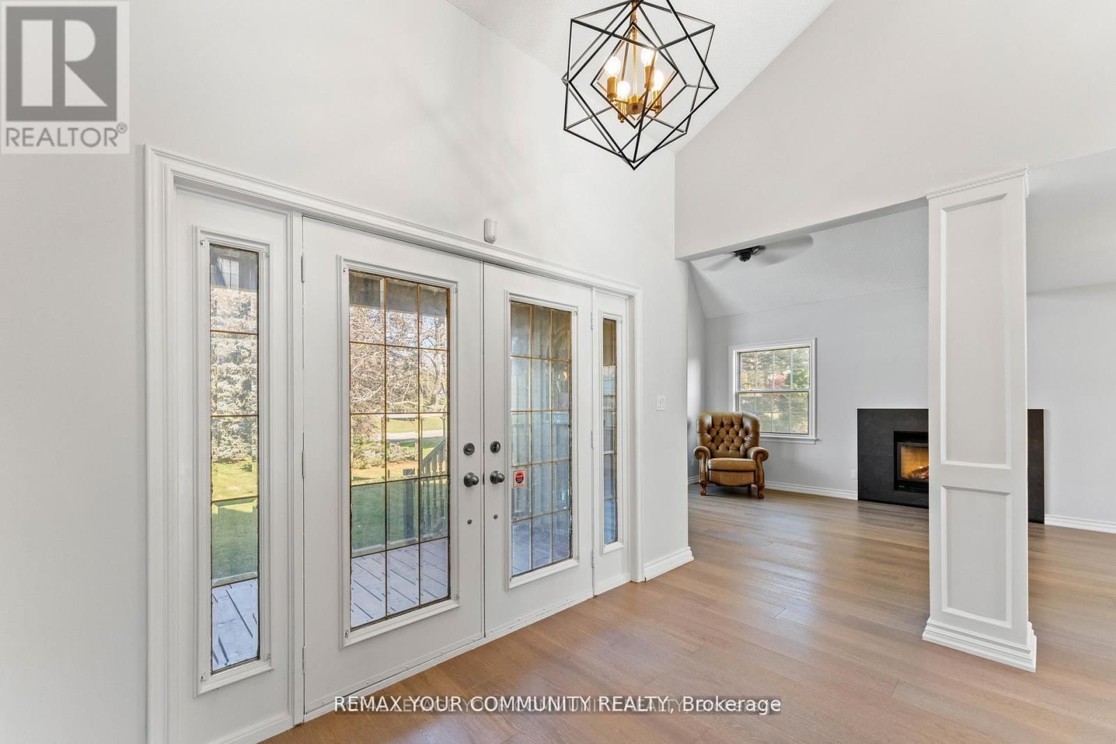 1645 ACORN LANE Image 5