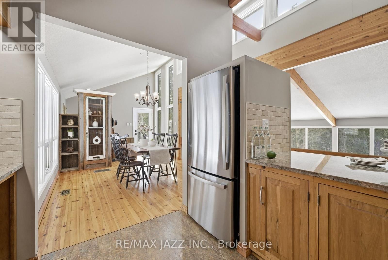 4204 CONCESSION ROAD 8 Image 12