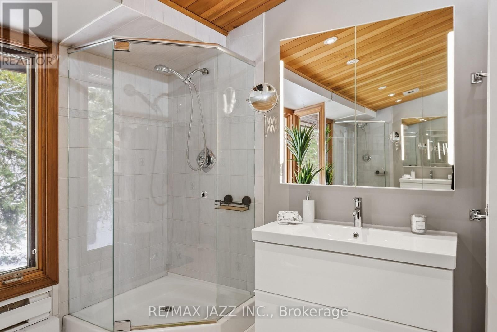 4204 CONCESSION ROAD 8 Image 18