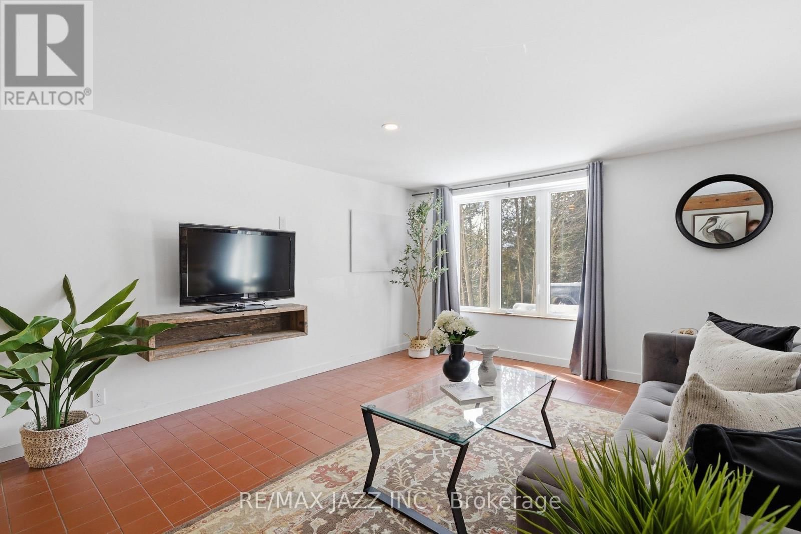 4204 CONCESSION ROAD 8 Image 27