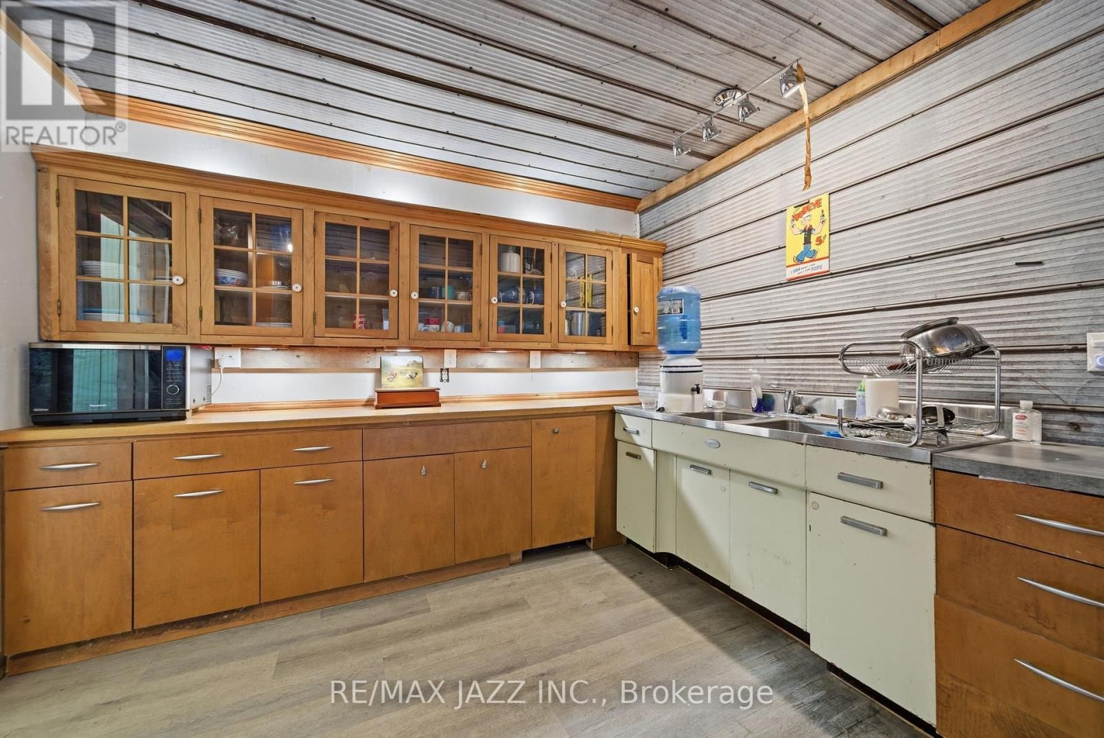 4204 CONCESSION ROAD 8 Image 39