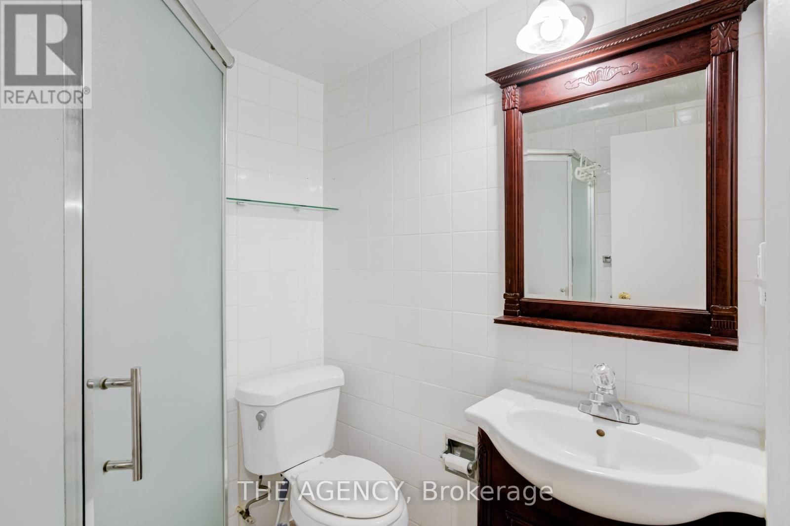 142 GREENBRAE CIRCUIT Image 46