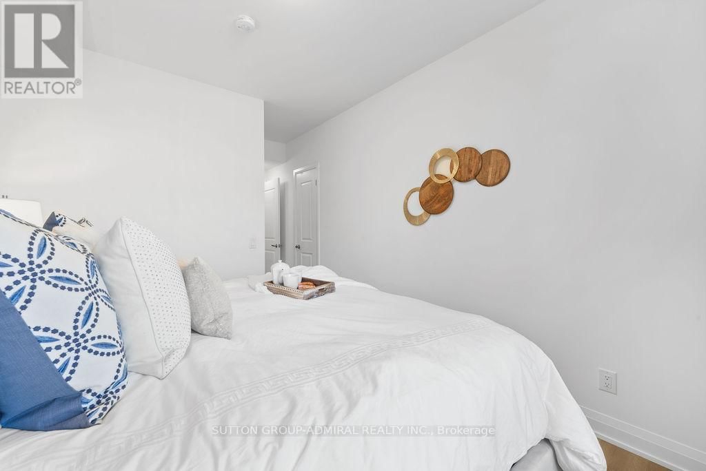 210 - 3655 KINGSTON ROAD Image 14