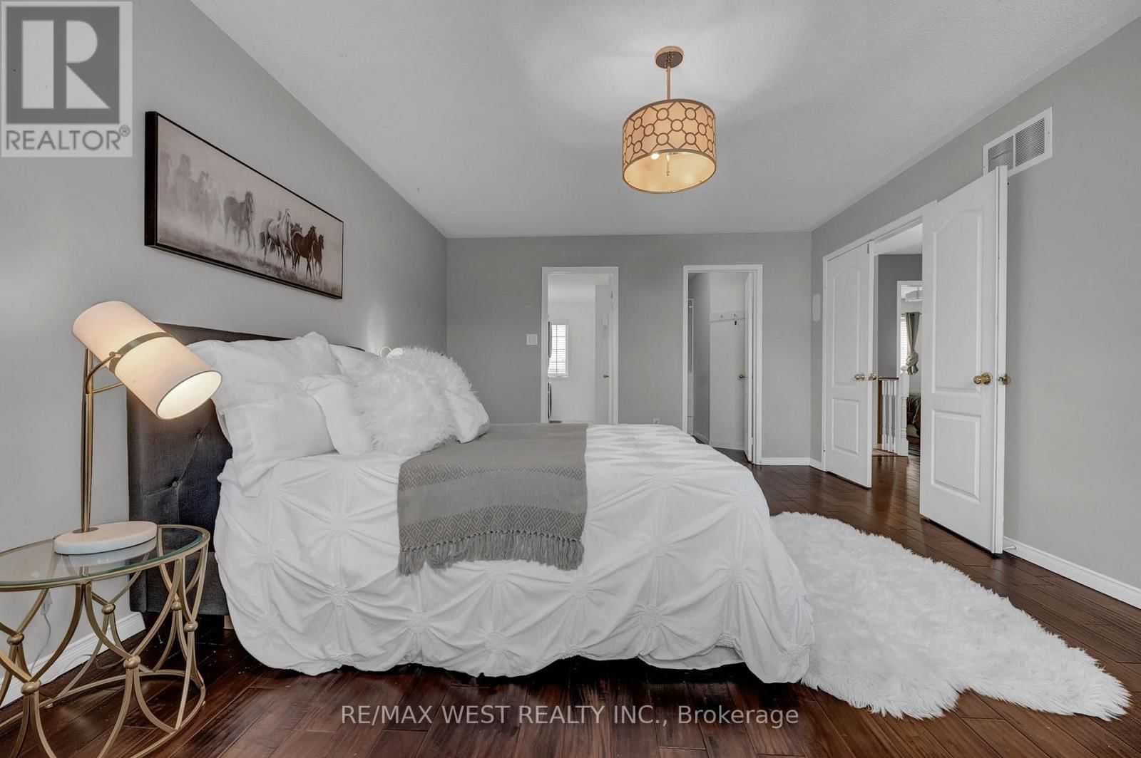 1136 MIDDLEBURY AVENUE Image 21