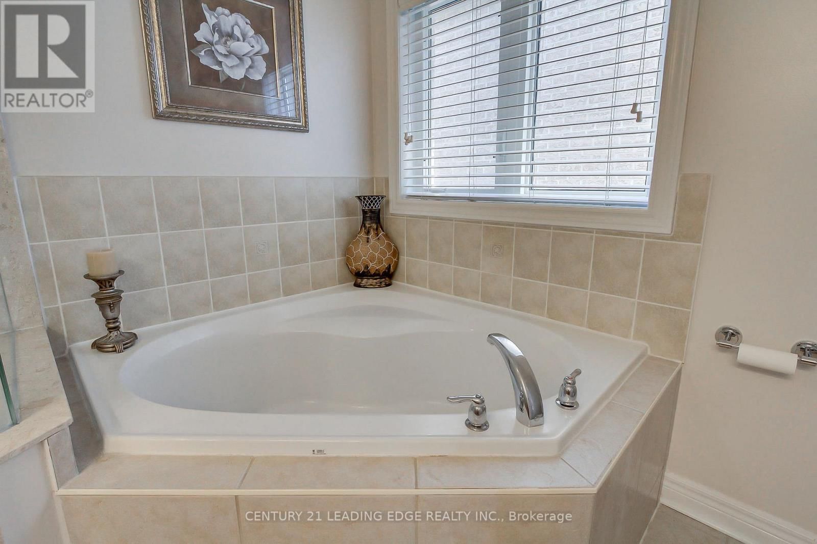 20 COSENS STREET Image 19