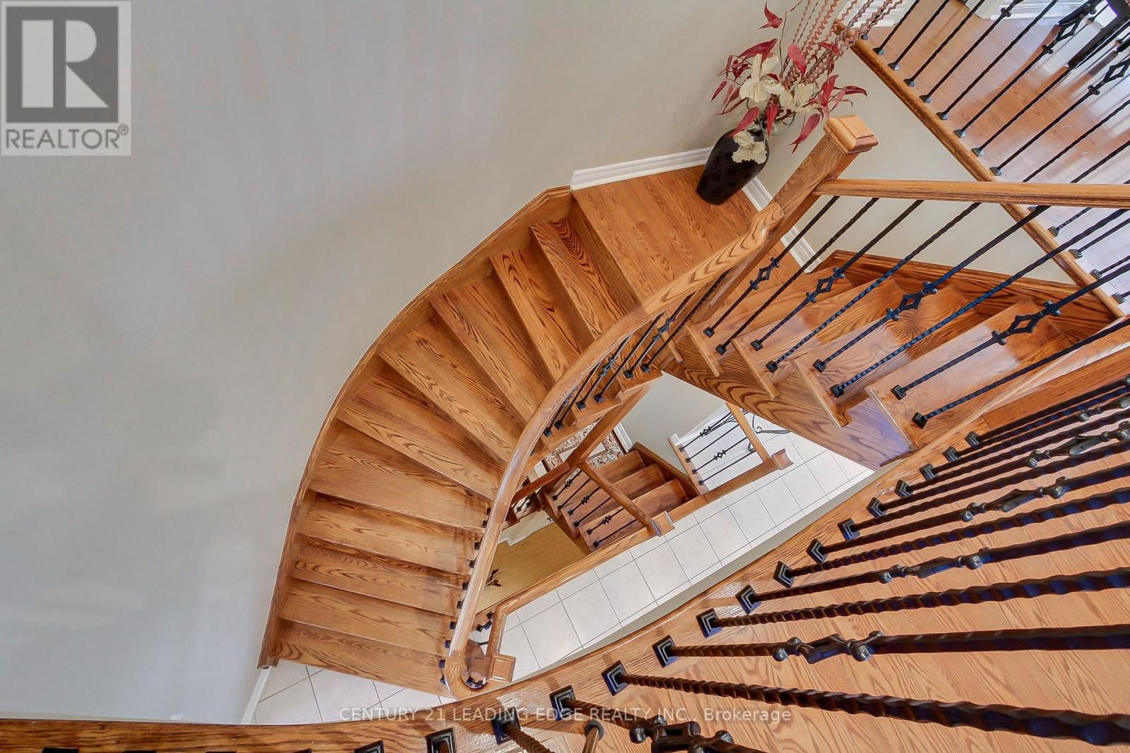 20 COSENS STREET Image 21