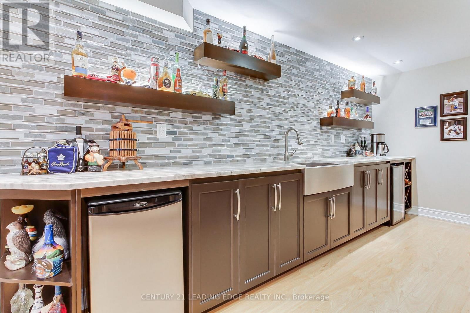 20 COSENS STREET Image 28