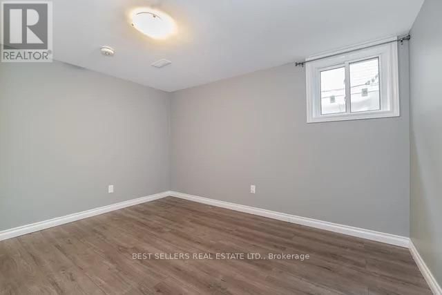 LOWER - 541 OAKWOOD AVENUE Image 11