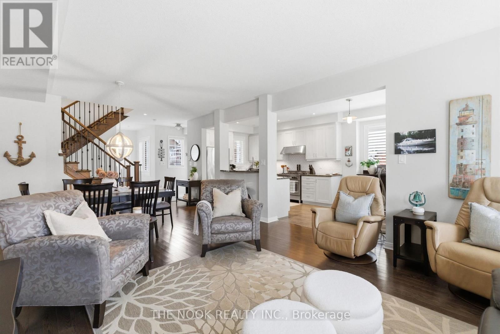 320 LAKEBREEZE DRIVE NORTH Image 11