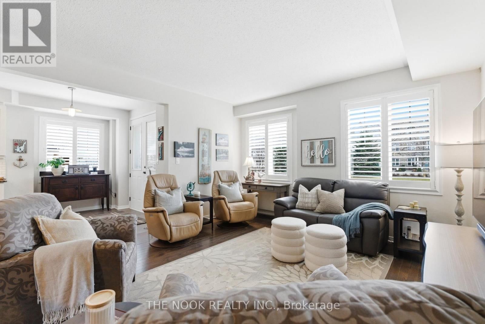 320 LAKEBREEZE DRIVE NORTH Image 12