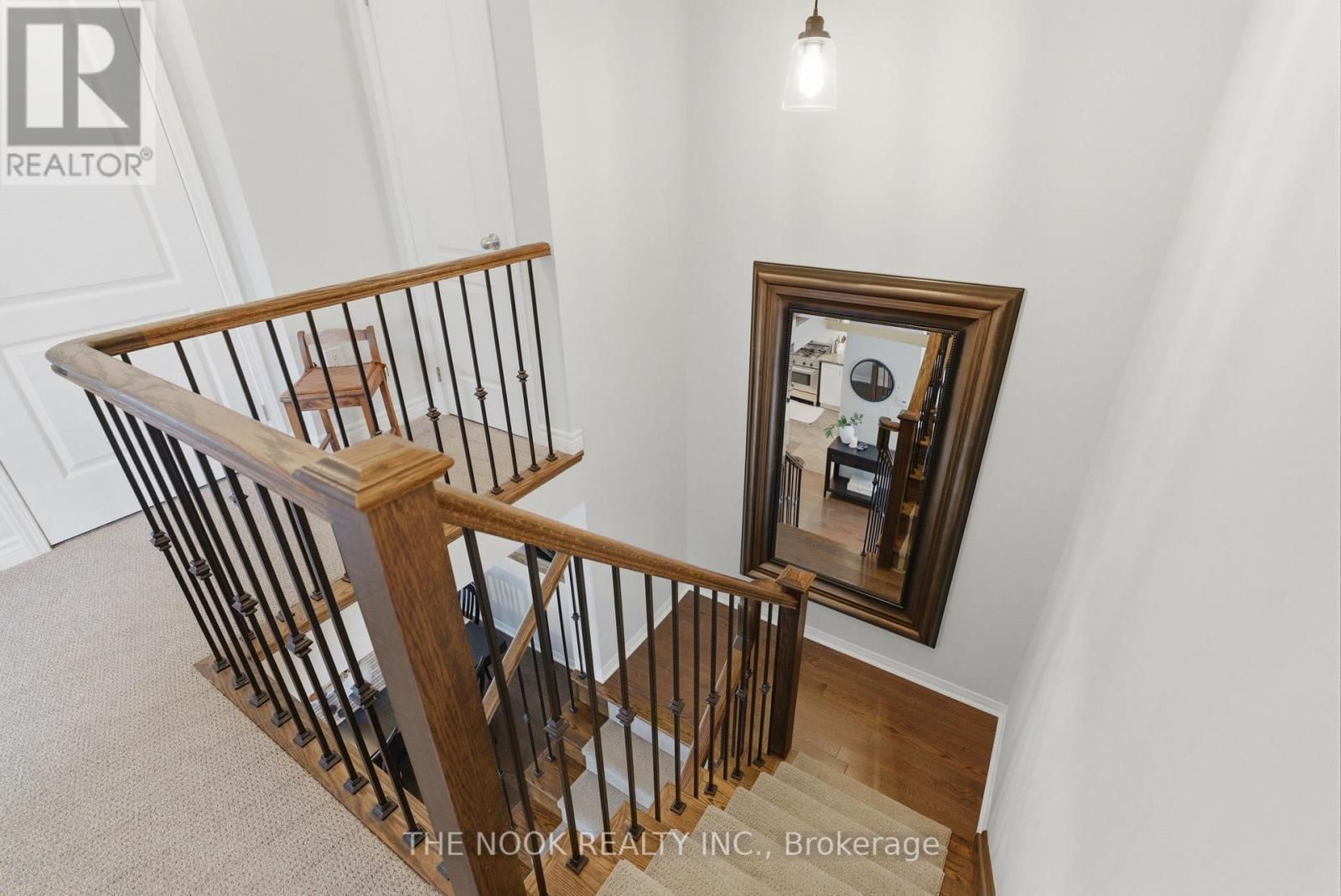 320 LAKEBREEZE DRIVE NORTH Image 17