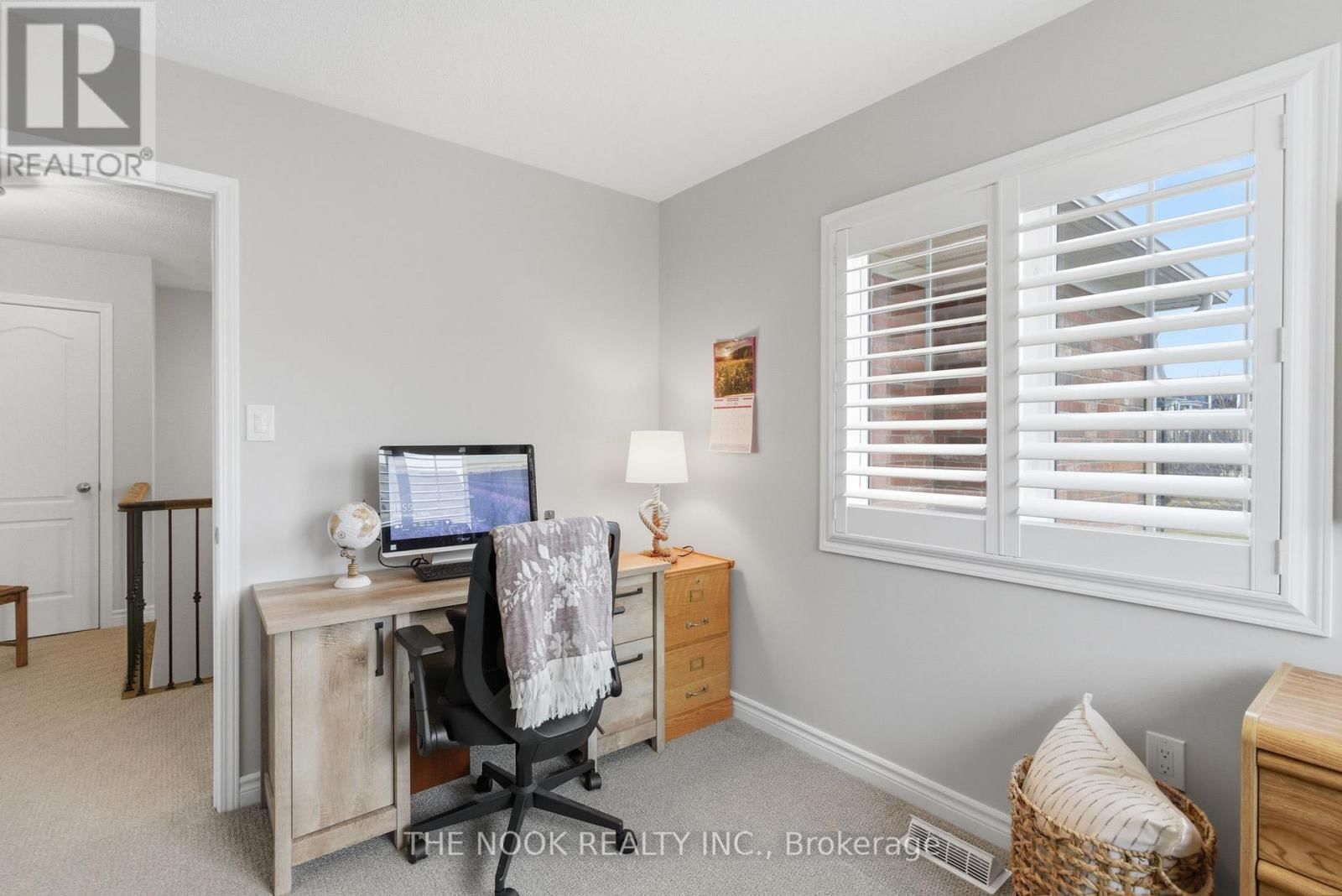 320 LAKEBREEZE DRIVE NORTH Image 23