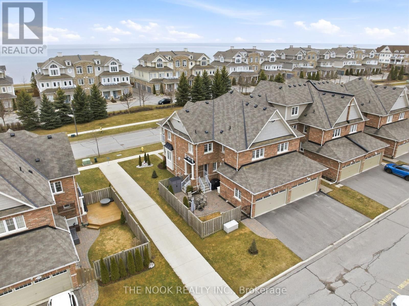 320 LAKEBREEZE DRIVE NORTH Image 38