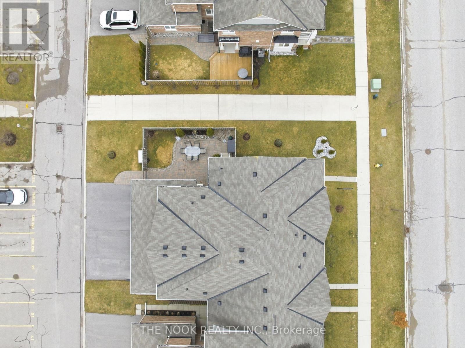 320 LAKEBREEZE DRIVE NORTH Image 39