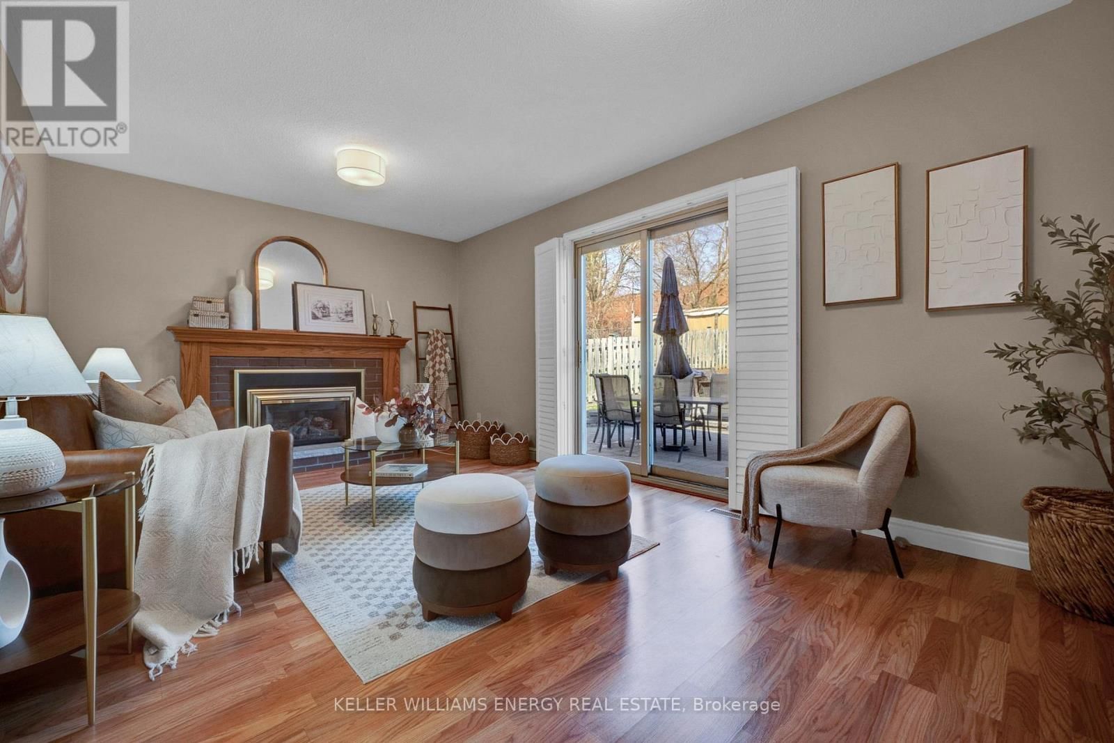 693 WAVERLY STREET NORTH Image 3