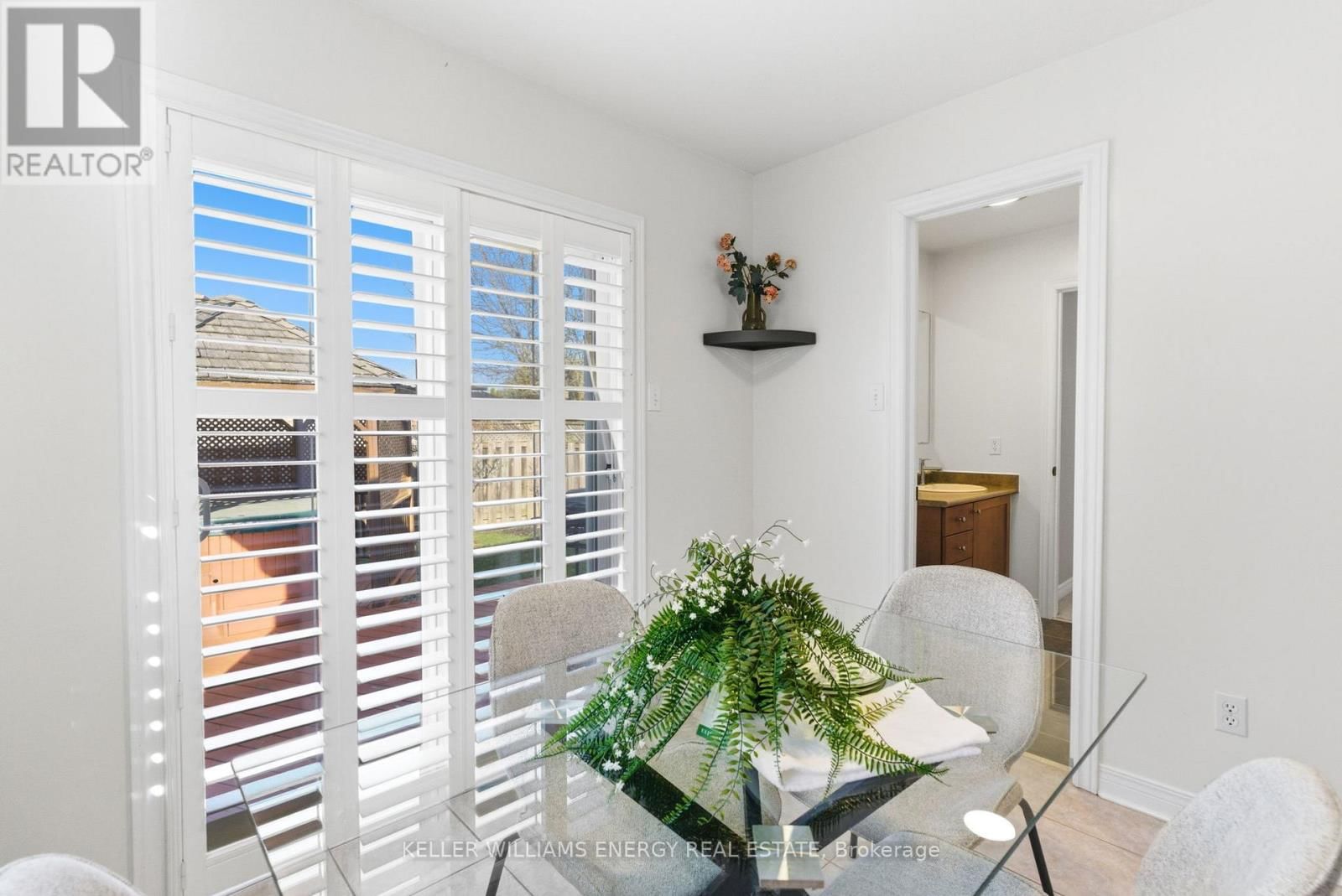 66 SQUIRE FLETCHER DRIVE Image 12