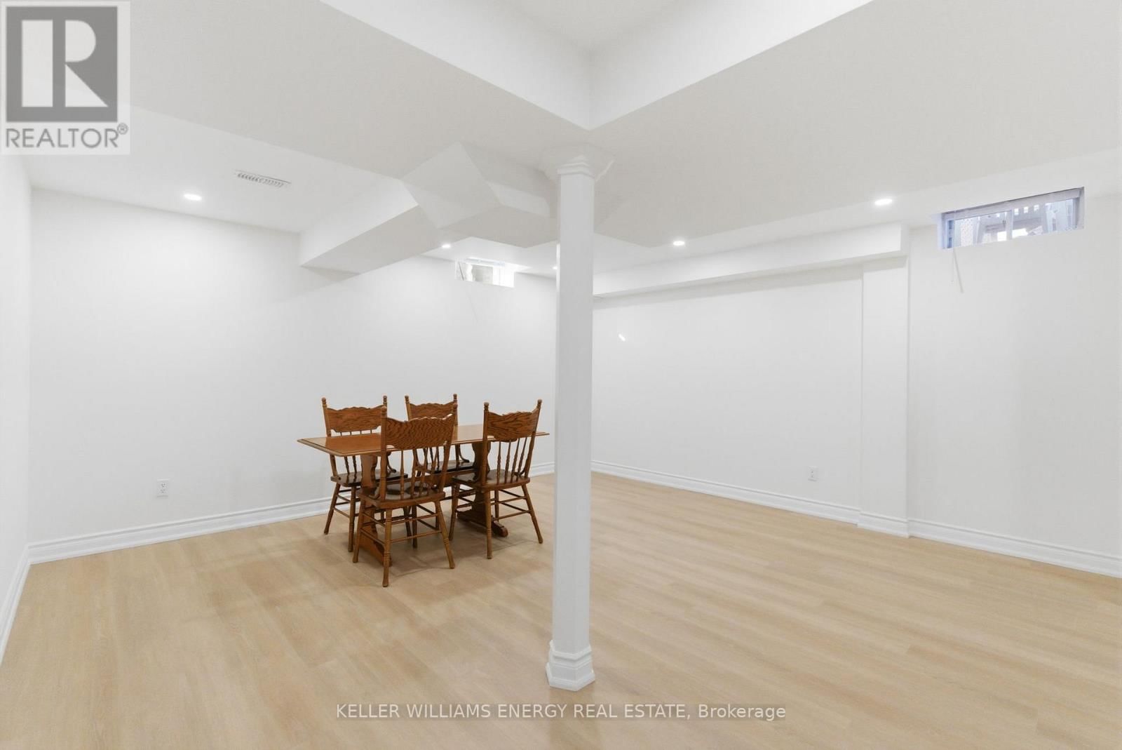 66 SQUIRE FLETCHER DRIVE Image 25