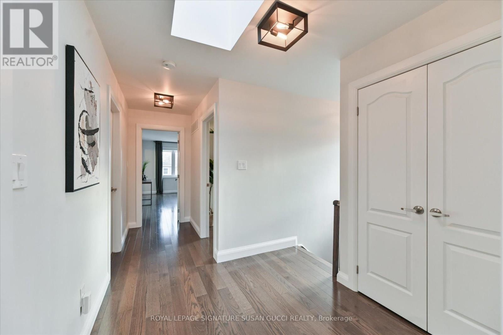 811 COSBURN AVENUE Image 24