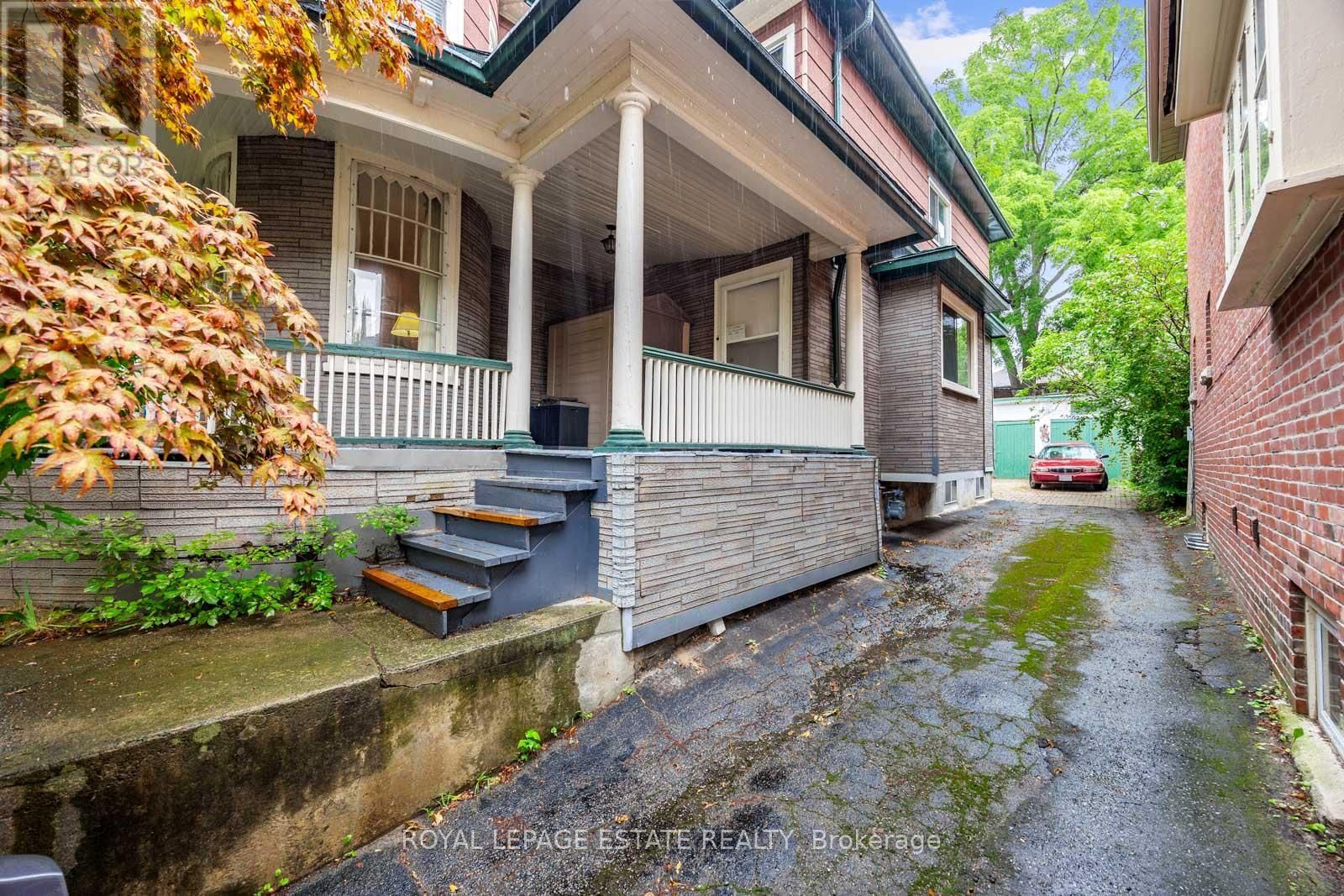 55 LEUTY AVENUE Image 13