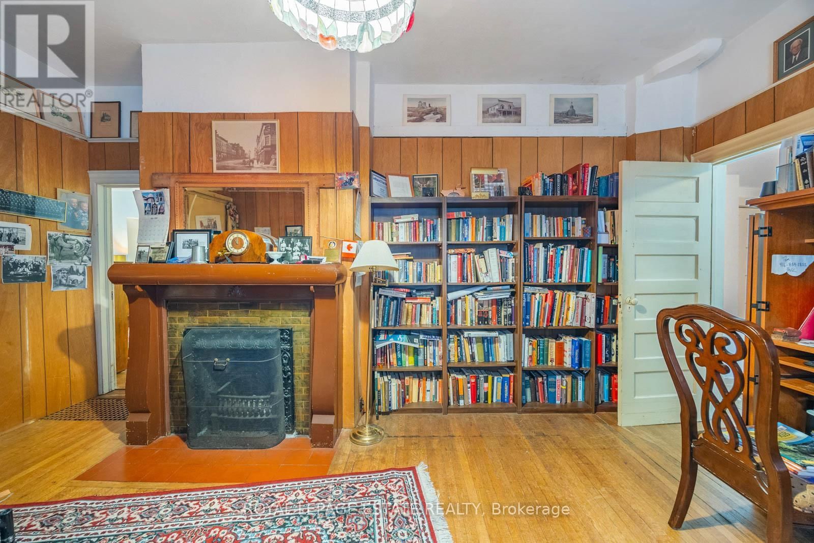 55 LEUTY AVENUE Image 22