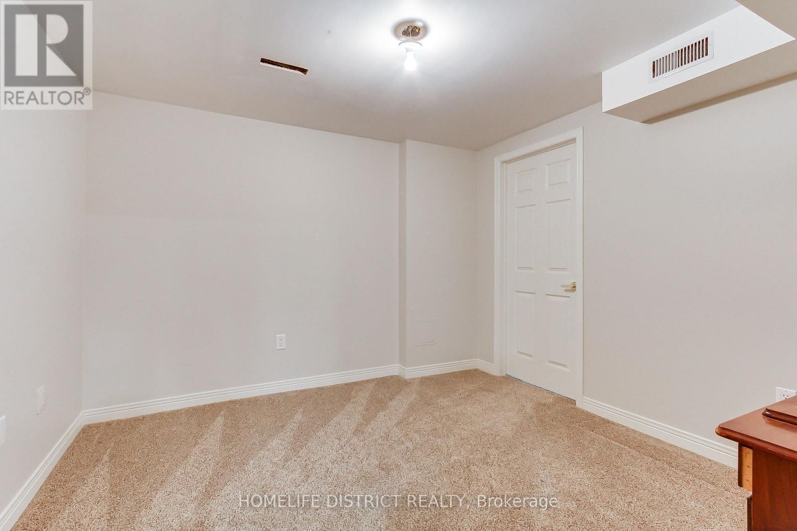 43 DANIELS CRESCENT Image 46