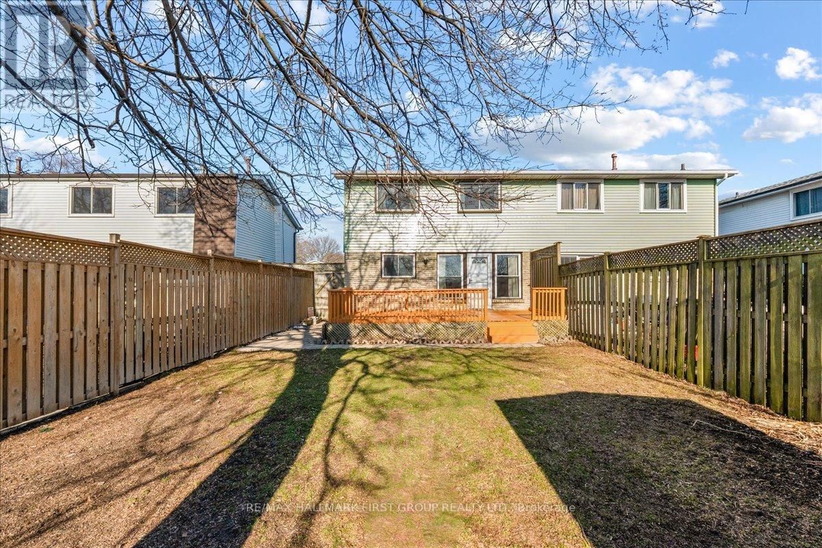 1182 VENUS CRESCENT Image 45