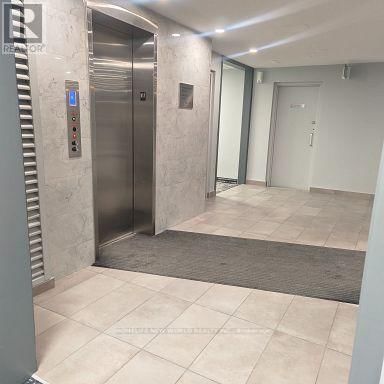 606 - 4064 LAWRENCE AVENUE EAST Image 1