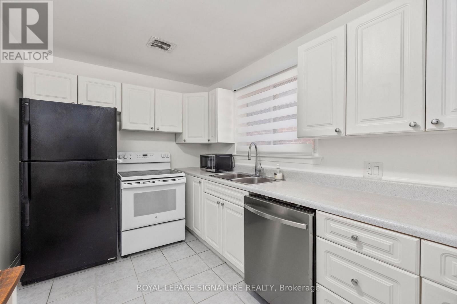 UPPER - 50 RHYDWEN AVENUE Image 9