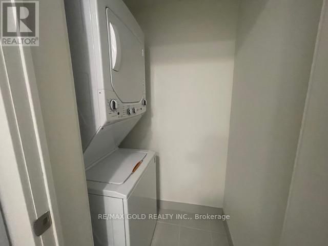 1115 - 51 CLARINGTON BOULEVARD Image 29