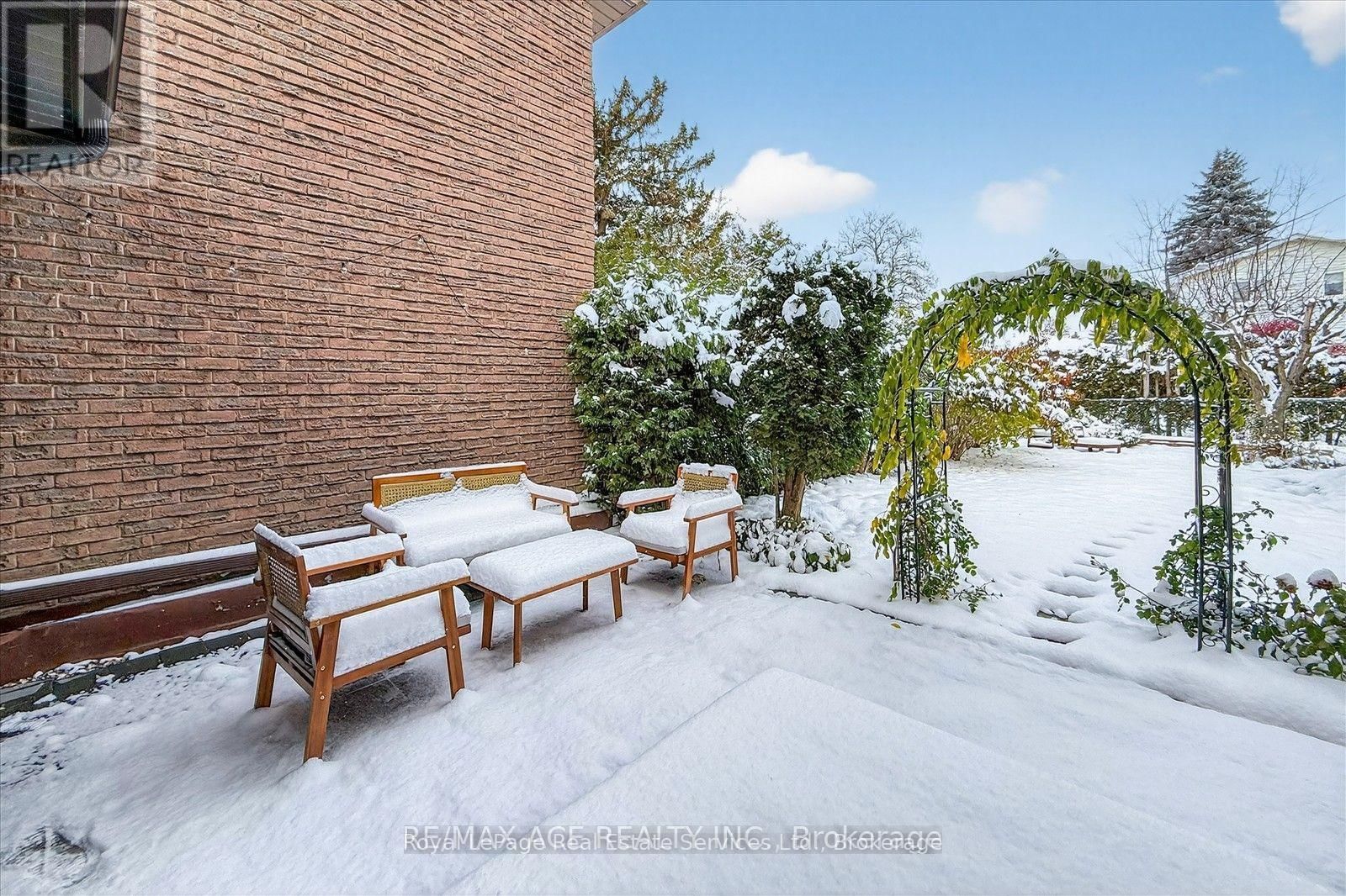 100 BRIMWOOD DRIVE Image 36