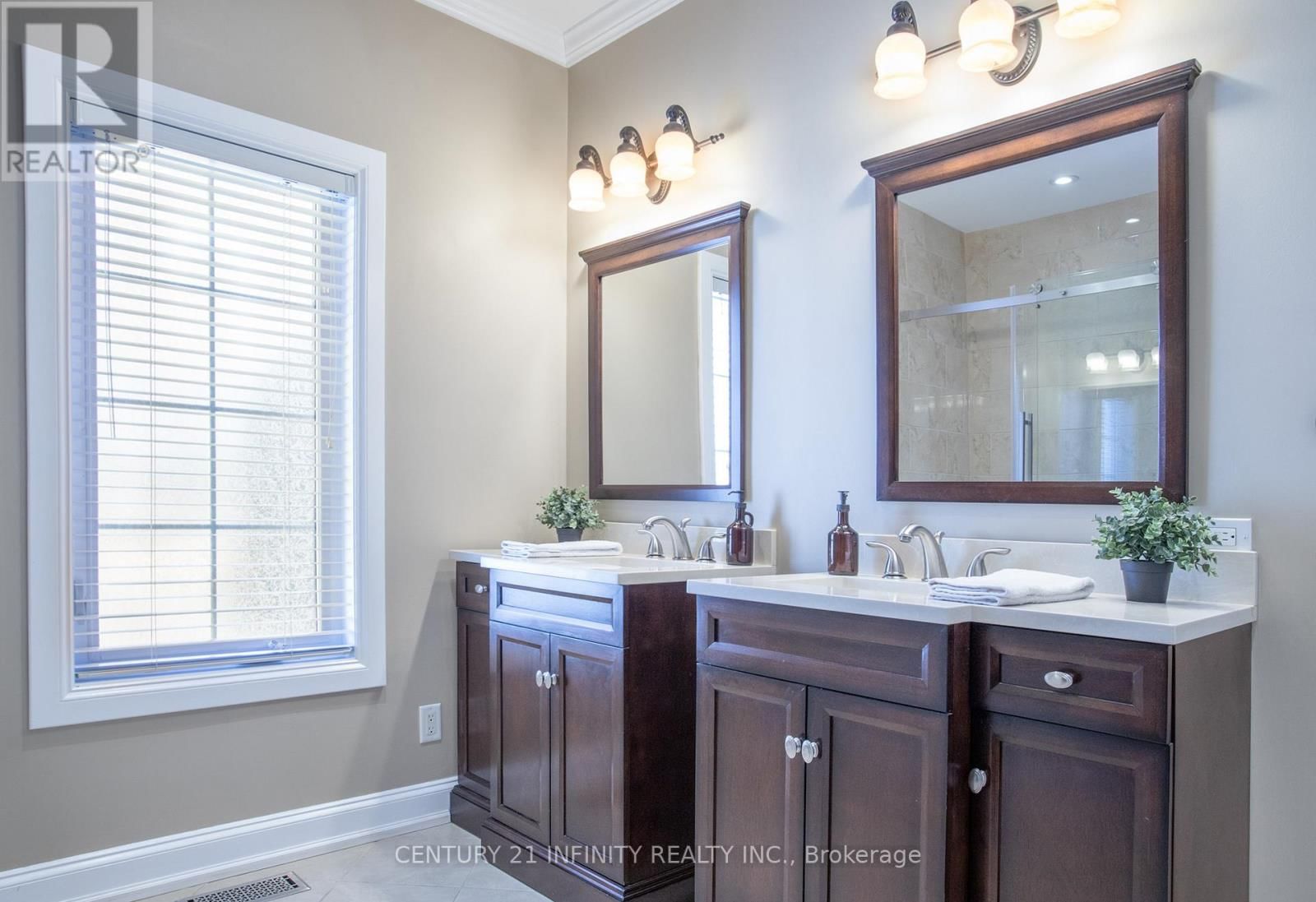 1501 KODIAK STREET Image 23